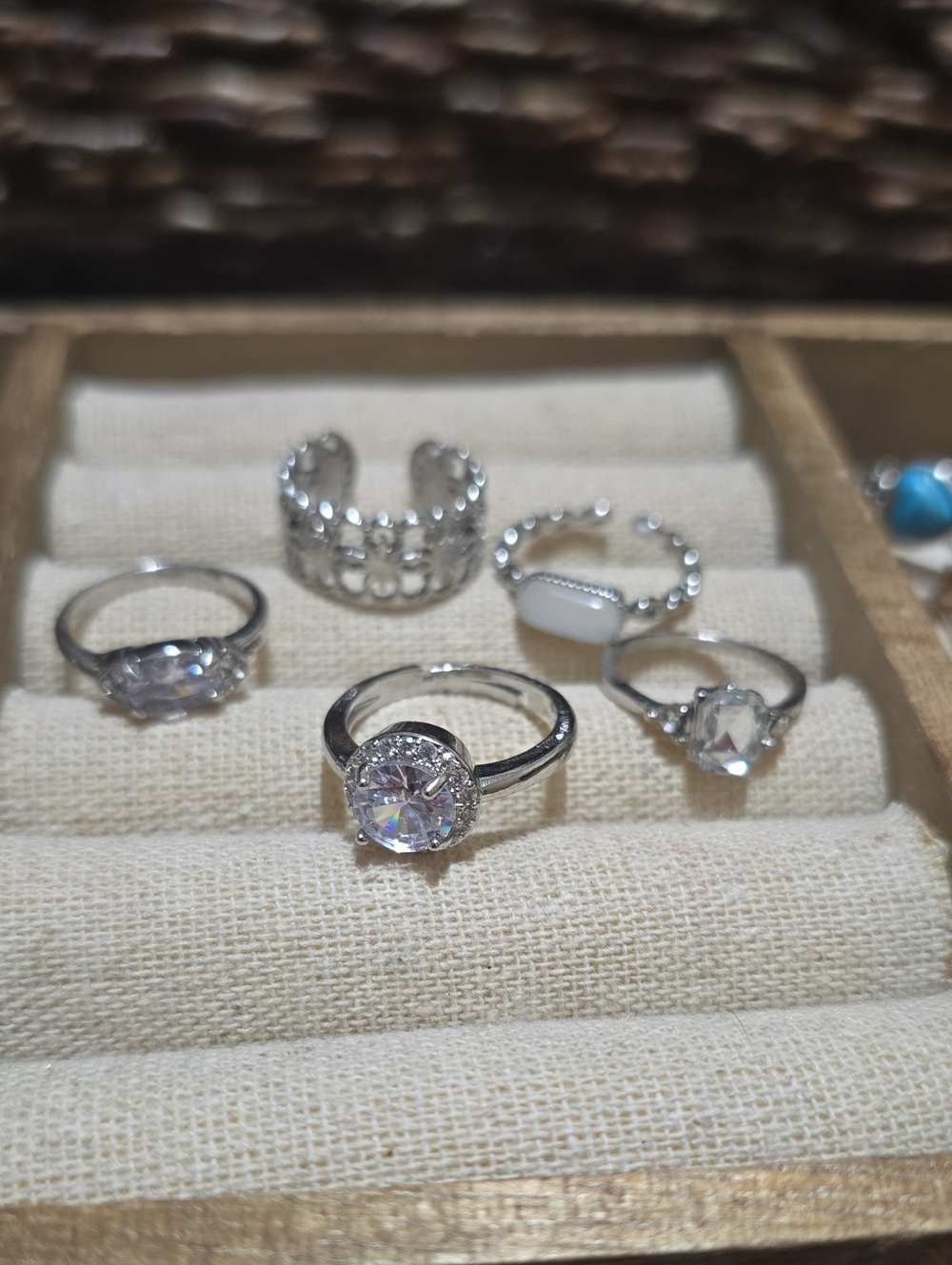 Assorted Costume Rings - Picture 4 of 4
